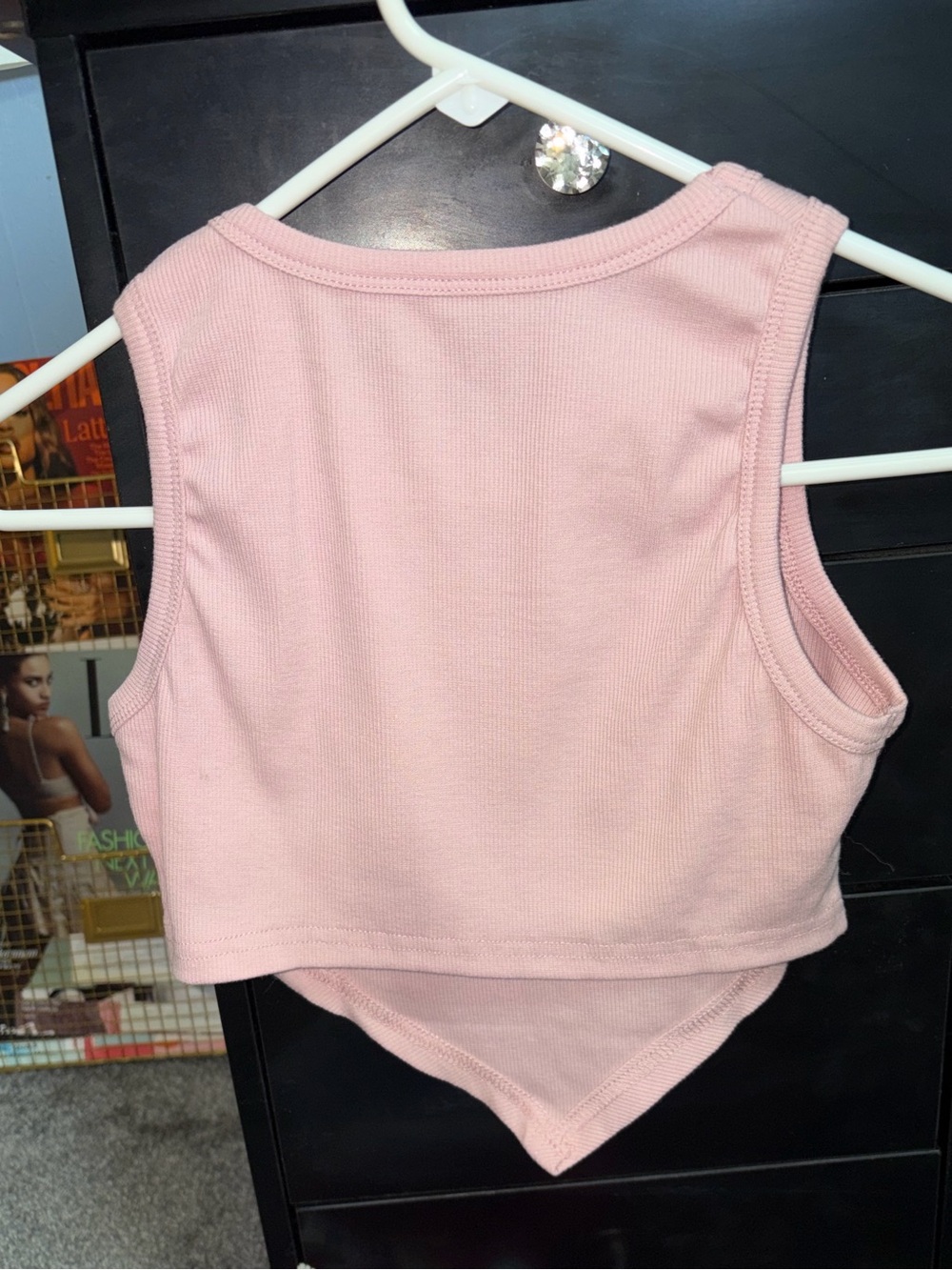 *BRAND NEW/ NEVER WORN* Women’s Pink Ribbed One-Piece Tank Crop Top - Picture 3 of 3